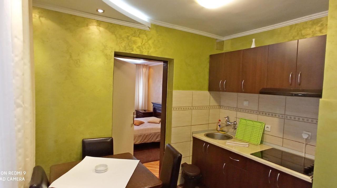 Konaciste Zlatibor Aparthotel Bagian luar foto