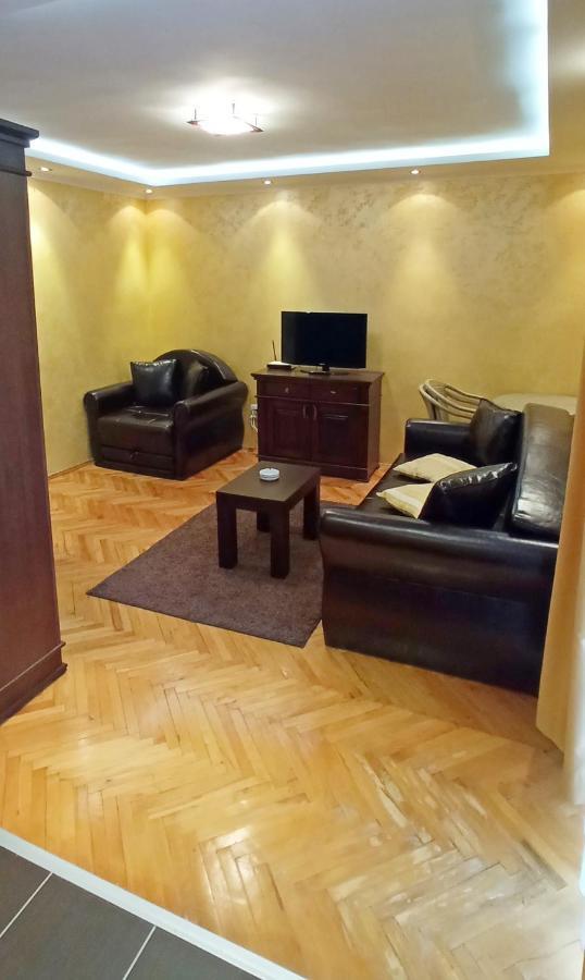 Konaciste Zlatibor Aparthotel Bagian luar foto