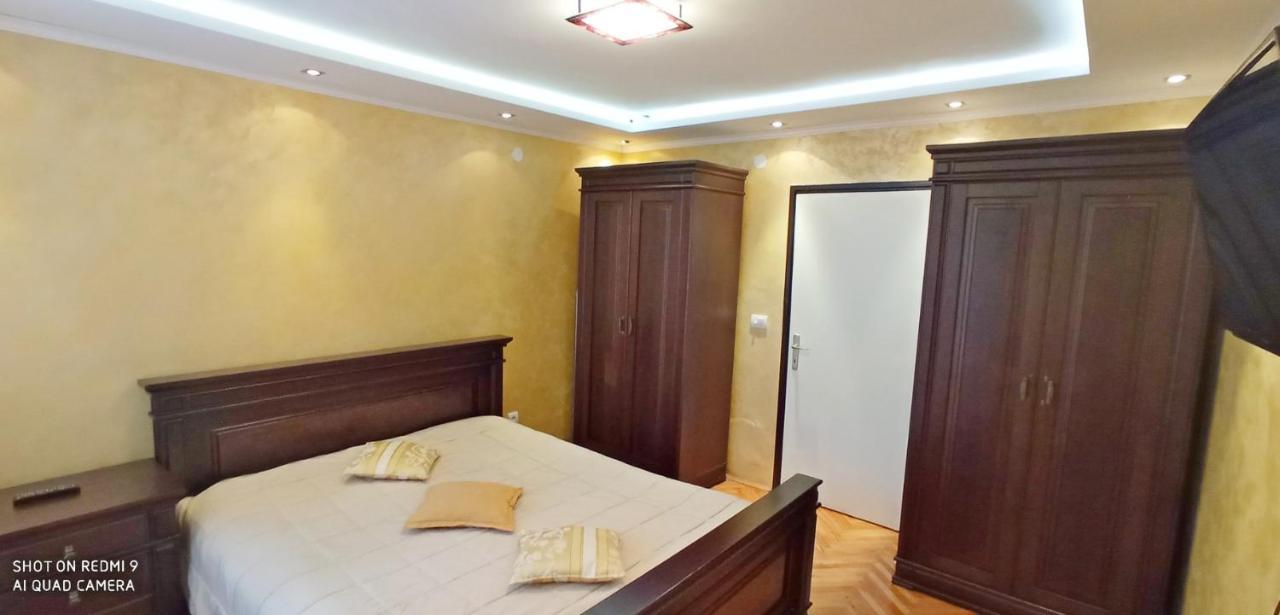 Konaciste Zlatibor Aparthotel Bagian luar foto