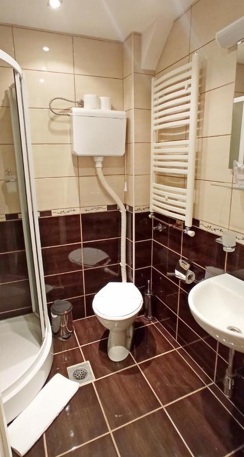 Konaciste Zlatibor Aparthotel Bagian luar foto